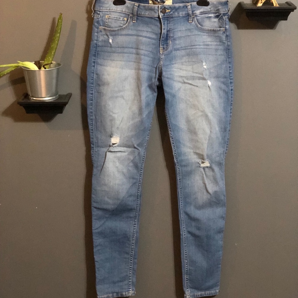 Hollister Womens jens size 29